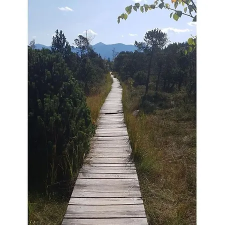 아파트 Pleasant In